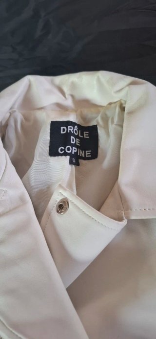 Cazadora polipiel beige DRÔLE DE COPINE