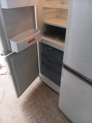 Refrigerador blanco