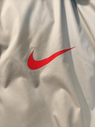 Cazadora Nike Liverpool Gris Talla M