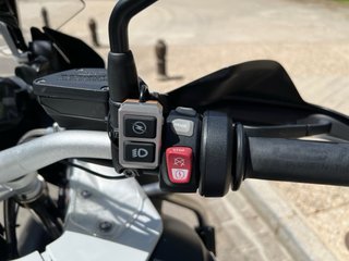 BMW R 1200GS Adventure Negra y Blanca