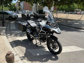 BMW R 1200GS Adventure Negra y Blanca