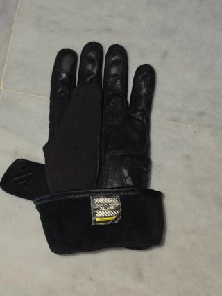 Guantes VQuattro Talla XL Negros
