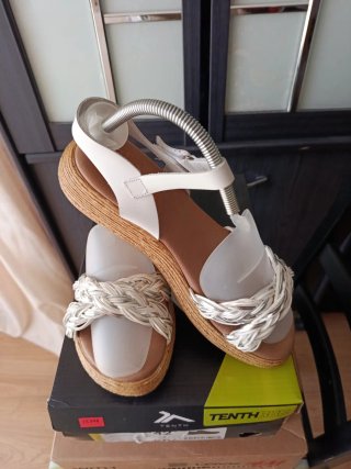 Sandalias planas Tenthcomfort piel T.39