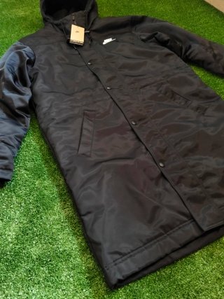 Parka Nike Sportswear negra con capucha talla S