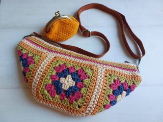 Riñonera granny crochet nueva