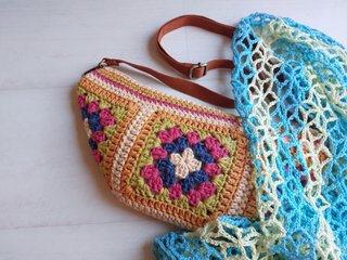 Riñonera granny crochet nueva