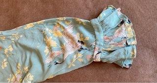 Blusa Zara XS con lazo y estampado