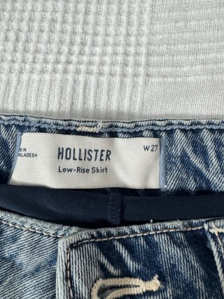 Minifalda vaquera Hollister con estrellas