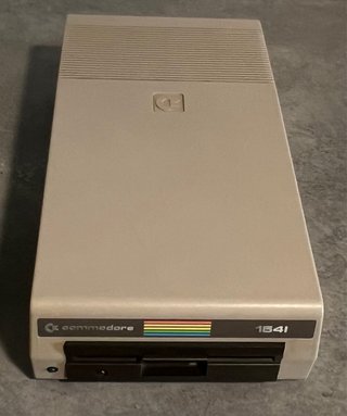 Commodore 1541 VIC-1541 Disquetera Original