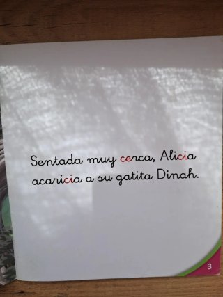 Libro Alicia en el país de las Maravillas.