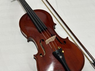 Violín antiguo 3/4 principios siglo XX