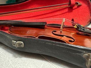 Violín antiguo 3/4 principios siglo XX