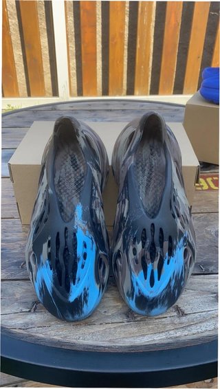 Adidas Yeezy Foam Runner MX Cinder Talla 45