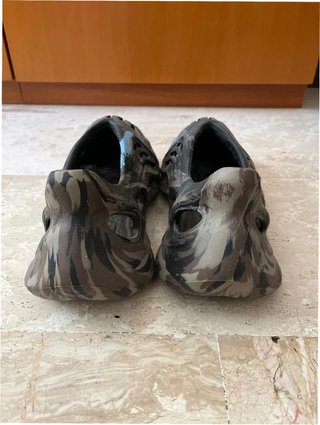 Adidas Yeezy Foam Runner MX Cinder 45