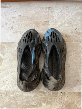 Adidas Yeezy Foam Runner MX Cinder 45
