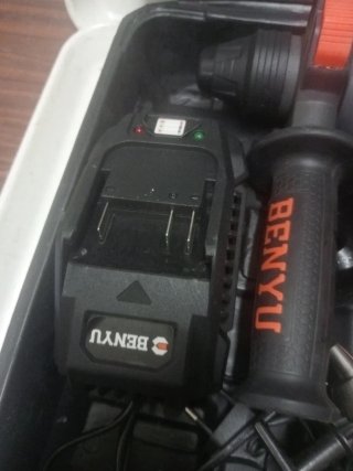 Taladro combinado a batería 20 voltios
