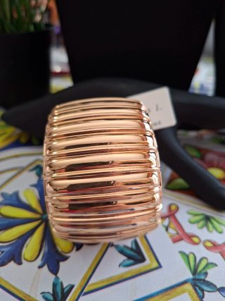 Bracciale rigido effetto oro