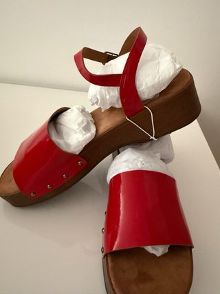 Sandalias Zara Rojas Nuevas Talla 38