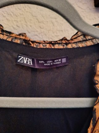 Vestido ZARA estampado marrón y negro