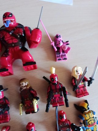 Deadpoolverso Lobezno Deadpool Wolverine compatibl