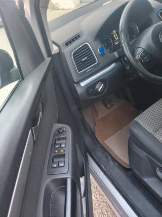 Volkswagen Sharan 2011