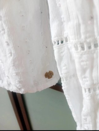 Blusa Encaje Blanca Talla 40 Marca ICONO AMERICAN