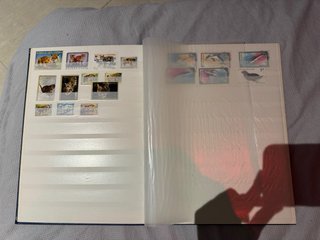 Álbum Leuchtturm+Colección 167 Sellos de Animales