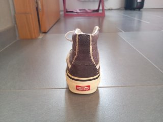 Botas Vans SK8-Hi grises y blancas