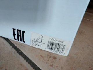 Guess Decolleté Nere in Pelle