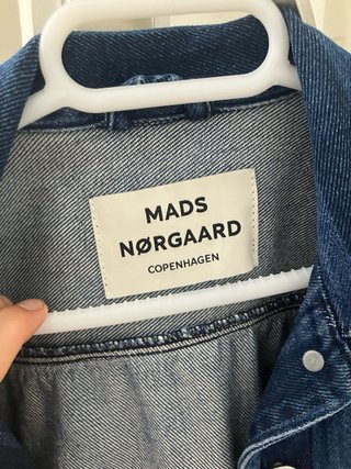 Conjunto Mads Nørgaard Cazadora y Falda Denim