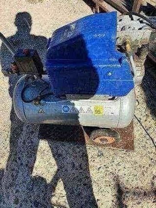 CONPRESOR MUY NUEVO Y MONOFASICO