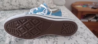 Converse Bajas. Azul. Talla 36. A estrenar.