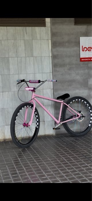 Bicicleta Mafia Rosa