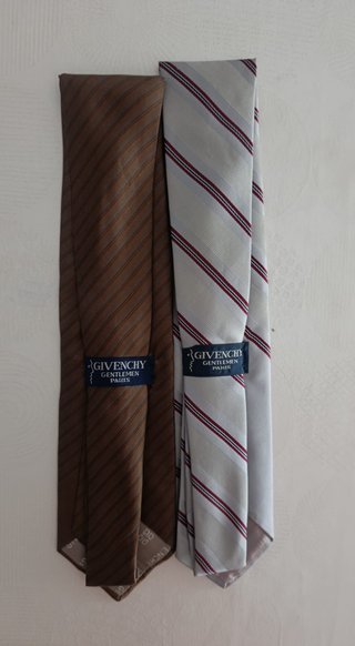 Corbatas Givenchy Marrón y Plateada