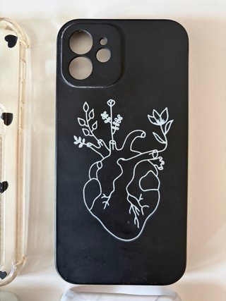 Custodie per iPhone 12 e proteggi schermo