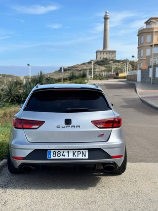 SEAT Leon cupra st