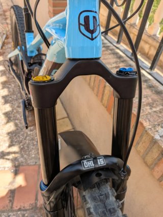 Mondraker Foxy R con Ohlins y Shimano SLX