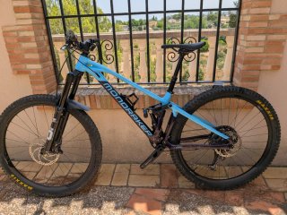 Mondraker Foxy R con Ohlins y Shimano SLX