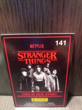 Carta JONATHAN Stranger Things Oro