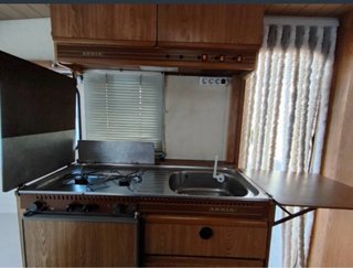 Caravana Adria 750kg