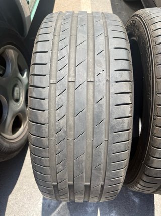 Neumáticos Kumho 245/45/19 102Y
