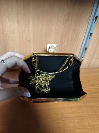Bolso de fiesta dorado