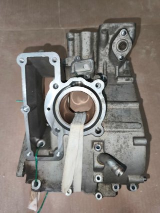 Cárter motor superior con camisas de cilindros