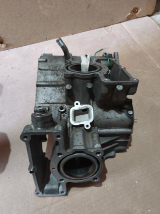 Cárter motor superior con camisas de cilindros