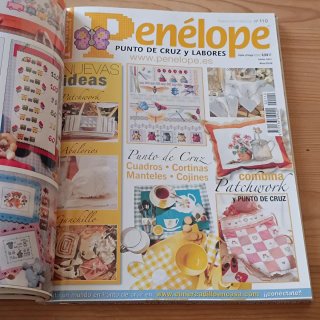 Revista Penélope Punto Cruz. Álbum colección n°35
