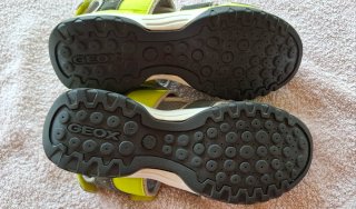 Sandalias Geox Niño Talla 38.