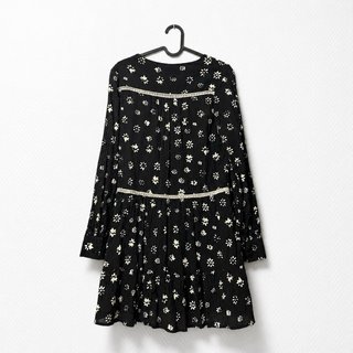Vestido Zara estampado negro talla XS