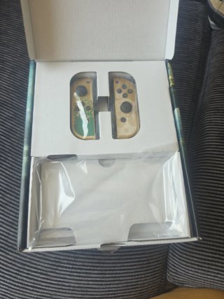 Nintendo Switch OLED Edizione Zelda Tears Kingdom