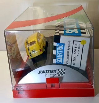 SEAT 600 SUPERVINTAGE Amarillo SCALEXTRIC Ed. Lim.