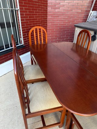 Mesa extensible comedor madera con sillas